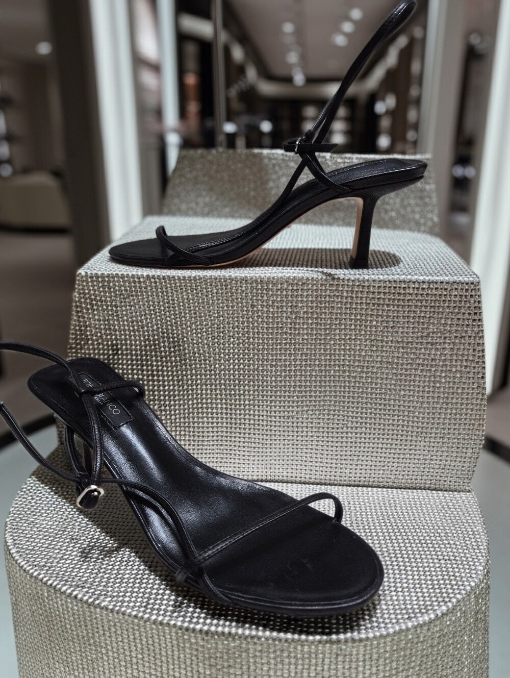 Tony Bianco Australia Women's Sz 7.5 Kitten Heel Sandals